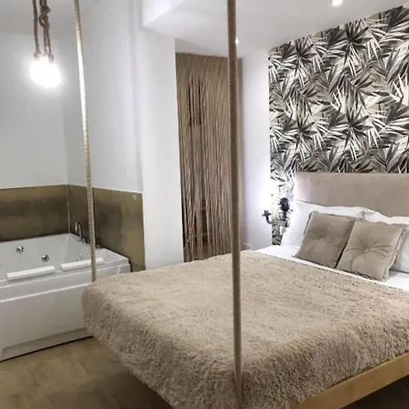 Idromasage Konukevi 4*